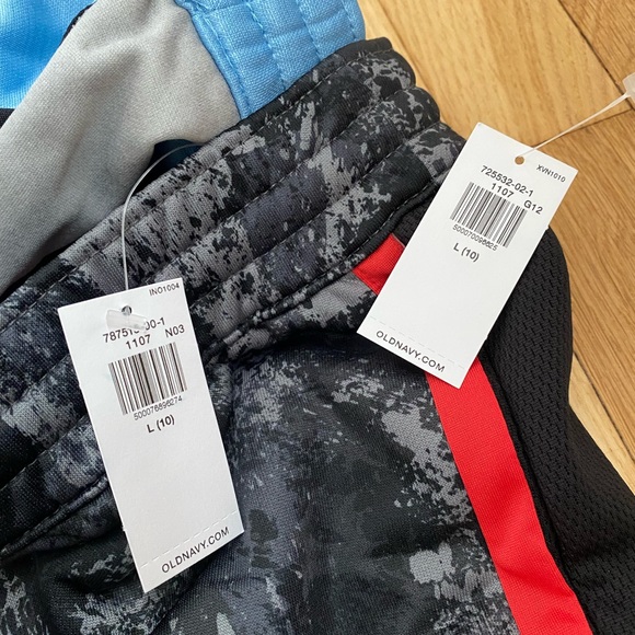 2 pairs of Old Navy Boys size 10 techie fleece pants - Picture 3 of 3